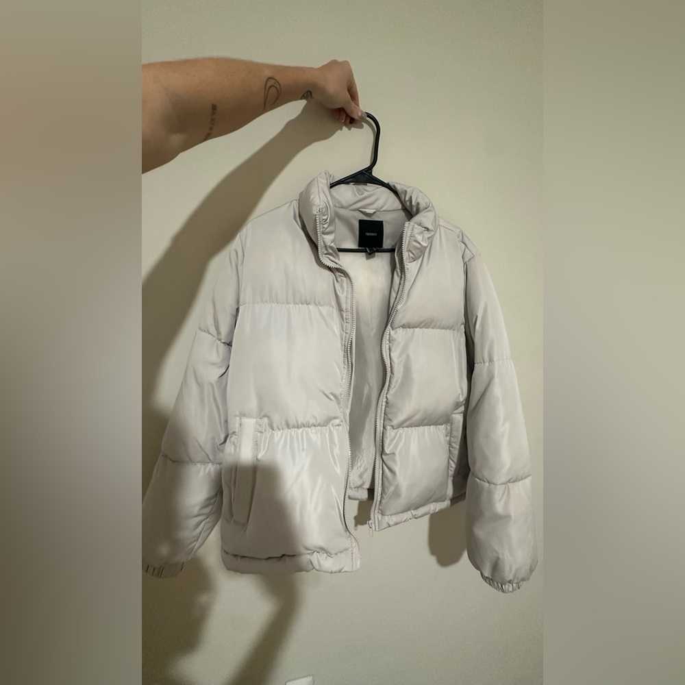 H&M Light Gray Puffer Jacket